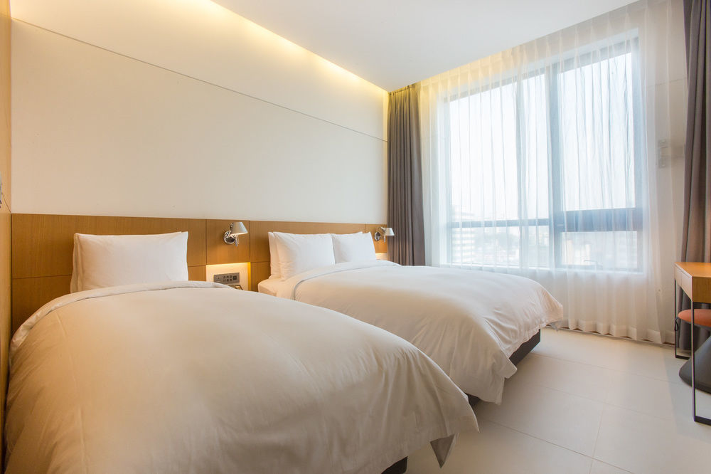Standard Hotel Seoul Exterior photo